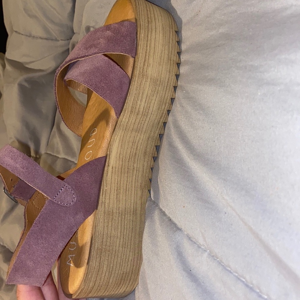 Platform sandals super cute and comfortable
